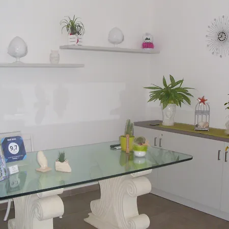 Bed and breakfast Mimi 4*