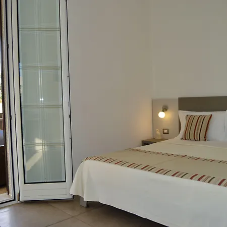 Bed and breakfast Mimi 4*