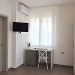 Mimi Порто-Чезарео