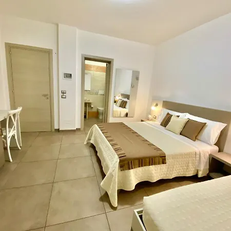 Mimi Bed and Breakfast 4*